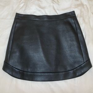 BCBGMaxazria Faux Leather Mini Skirt- Size XS/S